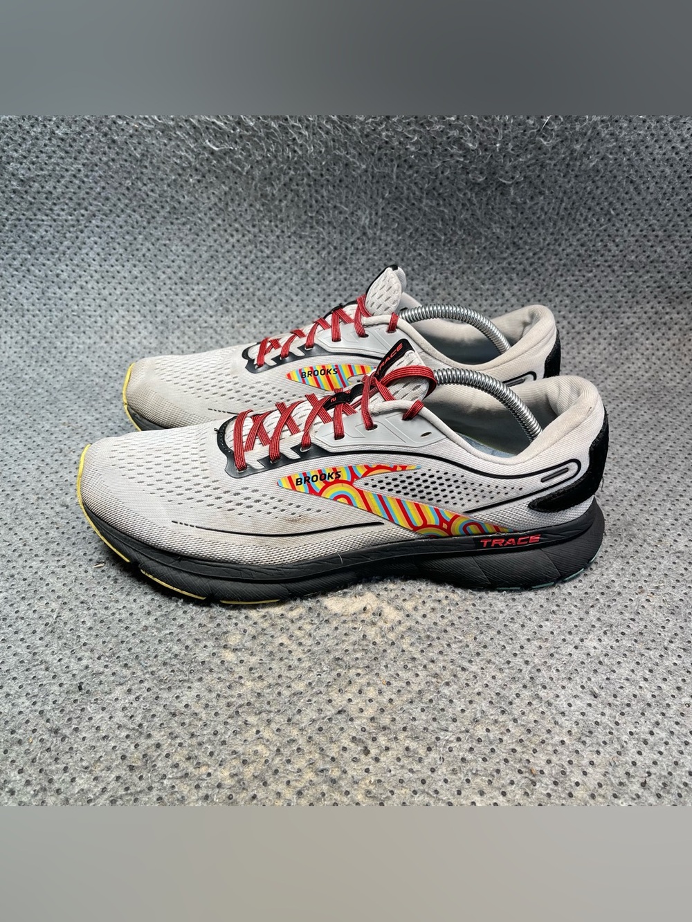 Brooks Trace 2 Rainbow Running Shoes Size 11 Men’s